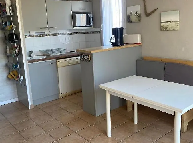 Apartment Samaria Village Joli 8 Personnes Rochelongue Cap D'agde Agde